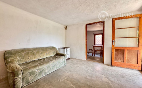 REZERVOVANÉ - MAĎARSKO - BODVASZILAS VINNÁ PIVNICA, CHATA S POZEMKOM 1500 M2.