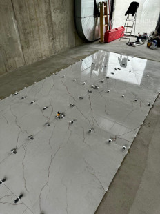 TEHELNÉ POLE - OBCHODNÝ PRIESTOR  90 M2, VHODNÝ NA OBCHOD, GASTRO, SLUŽBY