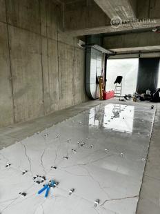 TEHELNÉ POLE - OBCHODNÝ PRIESTOR  90 M2, VHODNÝ NA OBCHOD, GASTRO, SLUŽBY