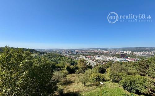 DARGOVSKÝCH HRDINOV -  MAUREROVA PEKNÝ 3 IZBOVÝ BYT, LOGGIA, PIVNICA