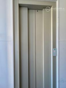 DARGOVSKÝCH HRDINOV -  MAUREROVA PEKNÝ 3 IZBOVÝ BYT, LOGGIA, PIVNICA