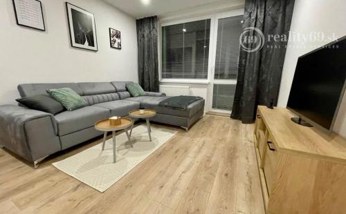 JAZERO - GALAKTICKÁ 2 IZBOVÝ BYT PRE NÁROČNÉHO KLIENTA - TOP REKONŠTRUKCIA.