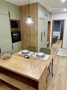 JAZERO - GALAKTICKÁ 2 IZBOVÝ BYT PRE NÁROČNÉHO KLIENTA - TOP REKONŠTRUKCIA.