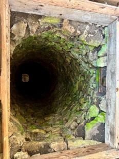 MAĎARSKO - HIDVEGARDÓ 2 IZBOVÝ DOM, STUDŇA, PEKNÝ POZEMOK.