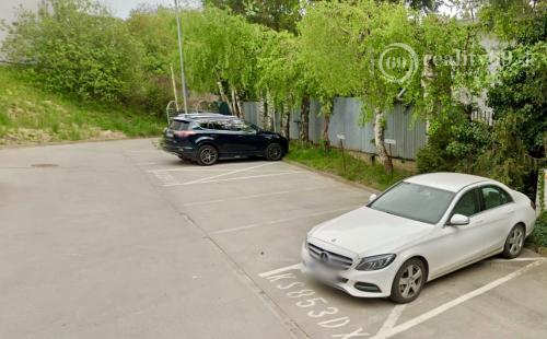 FURČA - KOMPLEX NA HORE - VONKAJŠIE PARKOVACIE MIESTO.