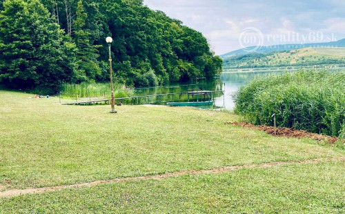 MAĎARSKO - LUXUSNÁ CHATA S ALTÁNKOM A S VÍRIVKOU SUPER LOKALITA.