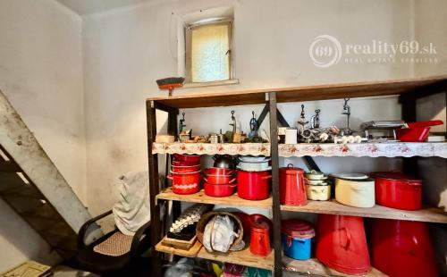 MAĎARSKO - SZENDRO - PEKNÝ 3 IZBOVÝ RODINNÝ DOM, GARÁŽ