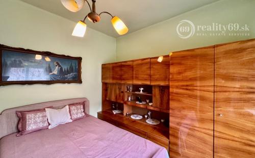 MAĎARSKO - SZENDRO - PEKNÝ 3 IZBOVÝ RODINNÝ DOM, GARÁŽ