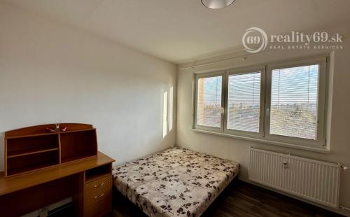 REZERVOVANÉ - TERASA - ONDAVSKÁ - 1 IZBOVÝ BYT 28 M2 -  V TOP LOKALITE