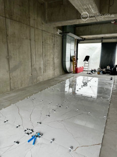 TEHELNÉ POLE - OBCHODNÝ PRIESTOR  90 M2, VHODNÝ NA OBCHOD, GASTRO, SLUŽBY