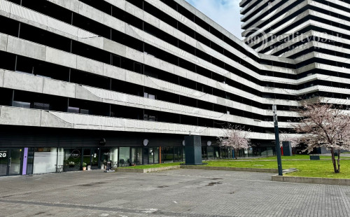 TEHELNÉ POLE - OBCHODNÝ PRIESTOR  90 M2, VHODNÝ NA OBCHOD, GASTRO, SLUŽBY