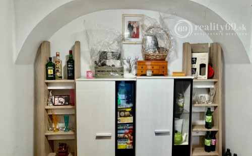 MAĎARSKO - SZÁSZFA VÝBORNÁ OBEC V POHRANIČÍ TOP LOKALITA.