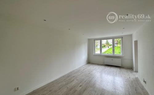 FURČA - KURSKÁ 85 M2, PO REKONŠTRUKCII, LODŽIA, PLASTOVÉ OKNÁ.