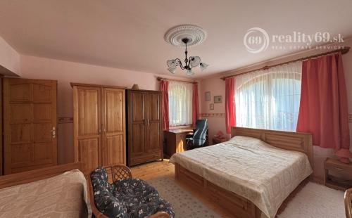 MAĎARSKO - HEJCE SUPER RODINNÝ DOM - PENZIÓN NÁDHERNÉ MIESTO.