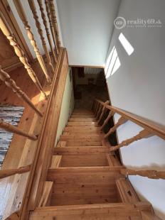 MAĎARSKO - HEJCE SUPER RODINNÝ DOM - PENZIÓN NÁDHERNÉ MIESTO.