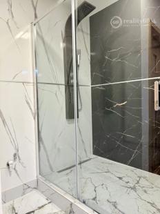 JAZERO - ČINGOVSKÁ PEKNÝ 3 IZBOVÝ BYT PO REKONŠTRUKCII 68 M2 S LODŽIOU.