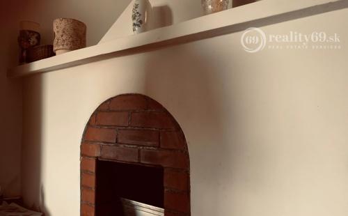 MAĎARSKO - JAZERO RAKACA - INVESTÍCIA DO PLNIČKY MINERÁLNEJ VODY SO ZÁZEMÍM.