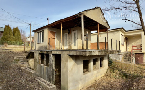 SUPER CENA - MAĎARSKO - JAZERO RAKACA - 2 IZBOVÁ CHATA  - PRI JAZERE RAKACA S TERASOU.