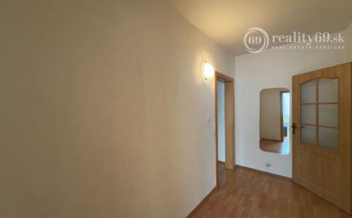 CENTRUM PRI AUPARKU - 3 IZBOVÝ ZARIADENÝ BYT NA LUDMANSKEJ 69 M2, 2XLODŽIA.