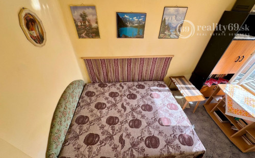 NOVÁ CENA - MAĎARSKO - JAZERO RAKACA - POSCHODOVÁ 3 IZBOVÁ CHATA PRI JAZERE S TERASOU