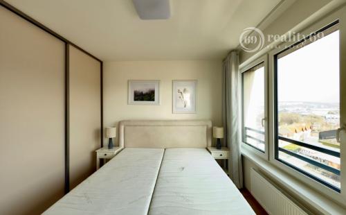 SEVER - ALBELLI - NOVOSTAVBA 2 IZBOVÝ KOMPLETNE ZARIADENÝ TEHLOVÝ BYT.