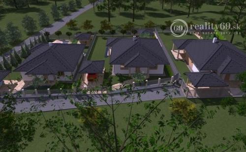 SLANEC  -ROZOSTAVANÝ  MUROVANÝ 4 IZBOVÝ PEKNÝ RD 150 M2 S TERASOU 35 m2.