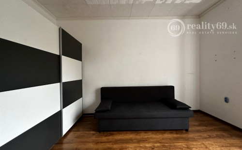 REZERVOVANÉ - NOVÁ CENA - MOLDAVA NAD BODVOU - OSLOBODENIA 3 IZBOVÝ BYT 65 M2 VÝBORNÝ STAV.