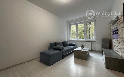 REZERVOVANÉ - NOVÁ CENA - MOLDAVA NAD BODVOU - OSLOBODENIA 3 IZBOVÝ BYT 65 M2 VÝBORNÝ STAV.