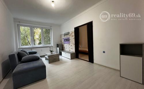 REZERVOVANÉ - NOVÁ CENA - MOLDAVA NAD BODVOU - OSLOBODENIA 3 IZBOVÝ BYT 65 M2 VÝBORNÝ STAV.