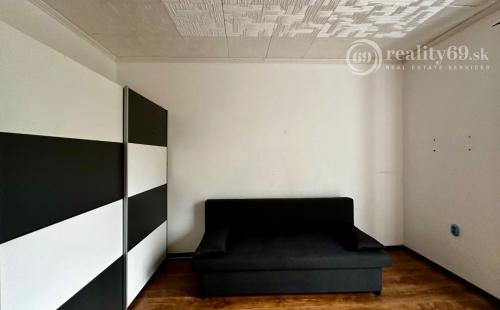 REZERVOVANÉ - NOVÁ CENA - MOLDAVA NAD BODVOU - OSLOBODENIA 3 IZBOVÝ BYT 65 M2 VÝBORNÝ STAV.