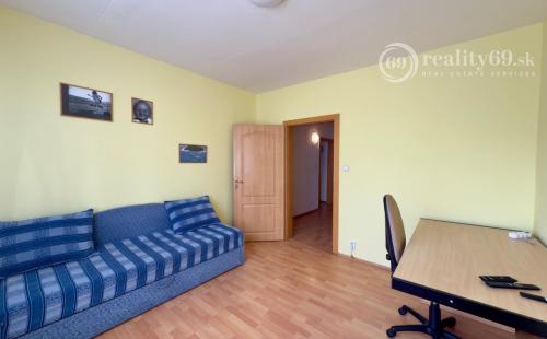 CENTRUM PRI AUPARKU - 3 IZBOVÝ ZARIADENÝ BYT NA LUDMANSKEJ 69 M2, 2XLODŽIA.