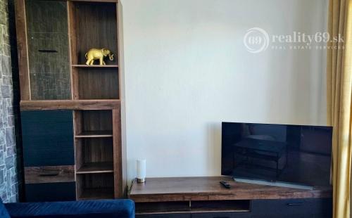 TERASA - TRIEDA SNP PRI GALÉRII - 1 IZBOVÝ ZARIADENÝ BYT VÝBORNÁ LOKALITA