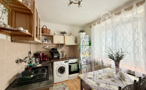 CENTRUM MESTA - JESENNÁ PEKNÝ 1 IZBOVÝ BYT VÝBORNÝ STAV.