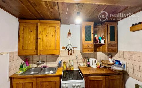 MAĎARSKO - SZÁSZFA VÝBORNÁ OBEC V POHRANIČÍ TOP LOKALITA.