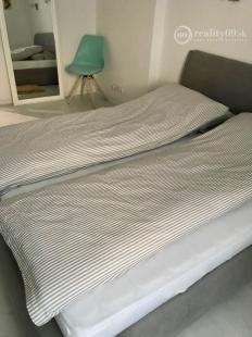 JUH - MODERNÝ ZARIADENÝ 2 IZBOVÝ TEHLOVÝ BYT S BALKÓNOM.