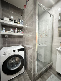 FURČA - KPT. JAROŠA PEKNÝ 2 IZBOVÝ BYT 58 M2, LODŽIA, PO REKONŠTRUKCII ZARIADENÝ.