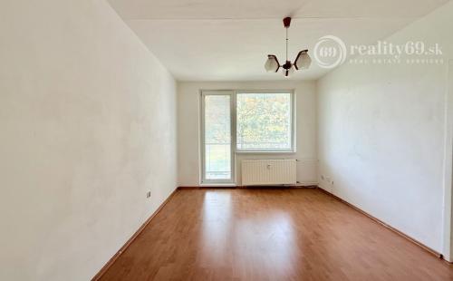 TERASA - POVAŽSKÁ 2 IZBOVÝ BYT TOP INVESTÍCIA 58 M2.