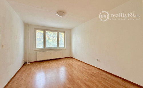 TERASA - POVAŽSKÁ 2 IZBOVÝ BYT TOP INVESTÍCIA 58 M2.