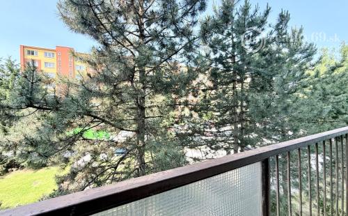 TERASA - POVAŽSKÁ 2 IZBOVÝ BYT TOP INVESTÍCIA 58 M2.