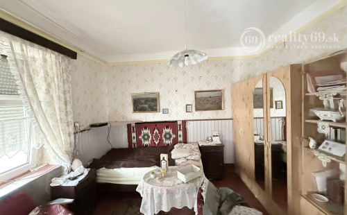 MAĎARSKO - FORRÓ / ENCS - ABÚJDEVECSER  - 4 IZBOVÝ DOM.