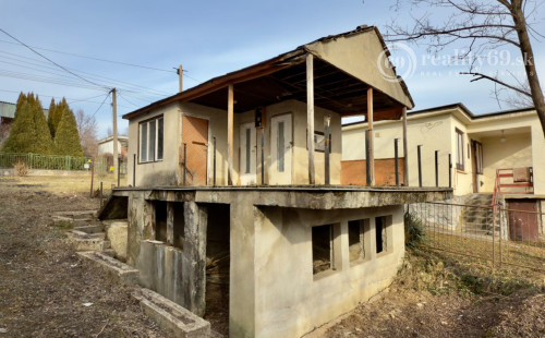 SUPER CENA - MAĎARSKO - JAZERO RAKACA - 2 IZBOVÁ CHATA  - PRI JAZERE RAKACA S TERASOU.