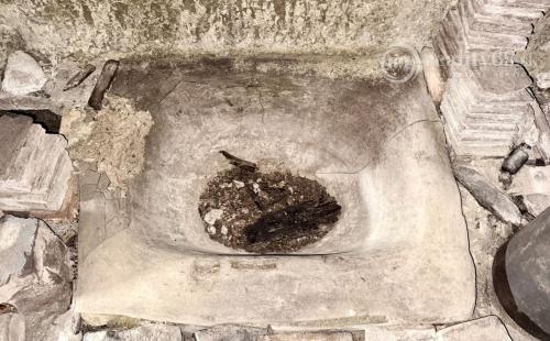 MAĎARSKO - SAJÓKERSZTÚR 2 X VINNÁ PIVNICA 50M2.