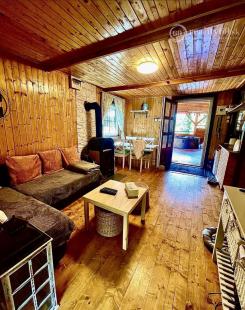 MAĎARSKO - LUXUSNÁ CHATA S LETNOU KUCHYŇOU A BAZÉNOM.