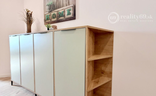 REZERVOVANÉ - KUZMÁNYHO -  KARPATSKÁ 3 IZBOVÝ LUXUSNÝ MODERNÝ BYT 71 M2 V TOP LOKALITE