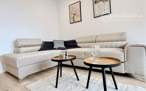 REZERVOVANÉ - KUZMÁNYHO -  KARPATSKÁ 3 IZBOVÝ LUXUSNÝ MODERNÝ BYT 71 M2 V TOP LOKALITE