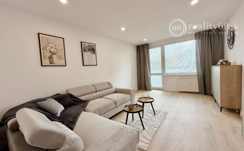 REZERVOVANÉ - KUZMÁNYHO -  KARPATSKÁ 3 IZBOVÝ LUXUSNÝ MODERNÝ BYT 71 M2 V TOP LOKALITE