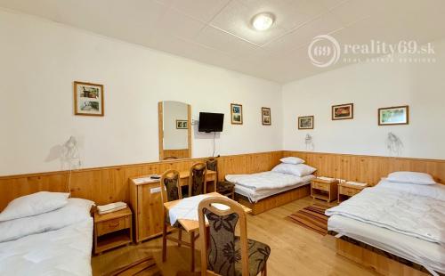 REZERVOVANÉ - MAĎARSKO - GONC TOP PENZIÓN BLÍZKO SLOVENSKÝCH HRANÍC, VÝBORNÁ INVESTÍCIA.