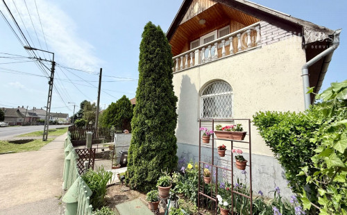 MAĎARSKO FORRÓ - SUPER 5 IZBOVÝ RD SO ZÁHRADOU