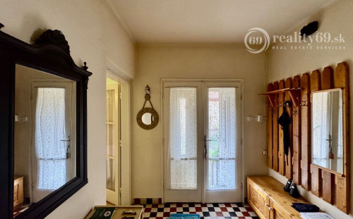 MAĎARSKO - SZENDRO - PEKNÝ 3 IZBOVÝ RODINNÝ DOM, GARÁŽ