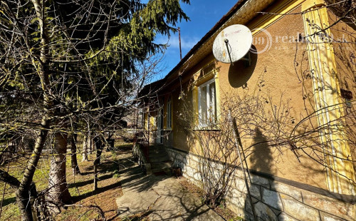 MAĎARSKO -  ZNÍŽENÁ CENA - KOMJÁTI 4 IZBOVÝ RD S GARÁŽOU